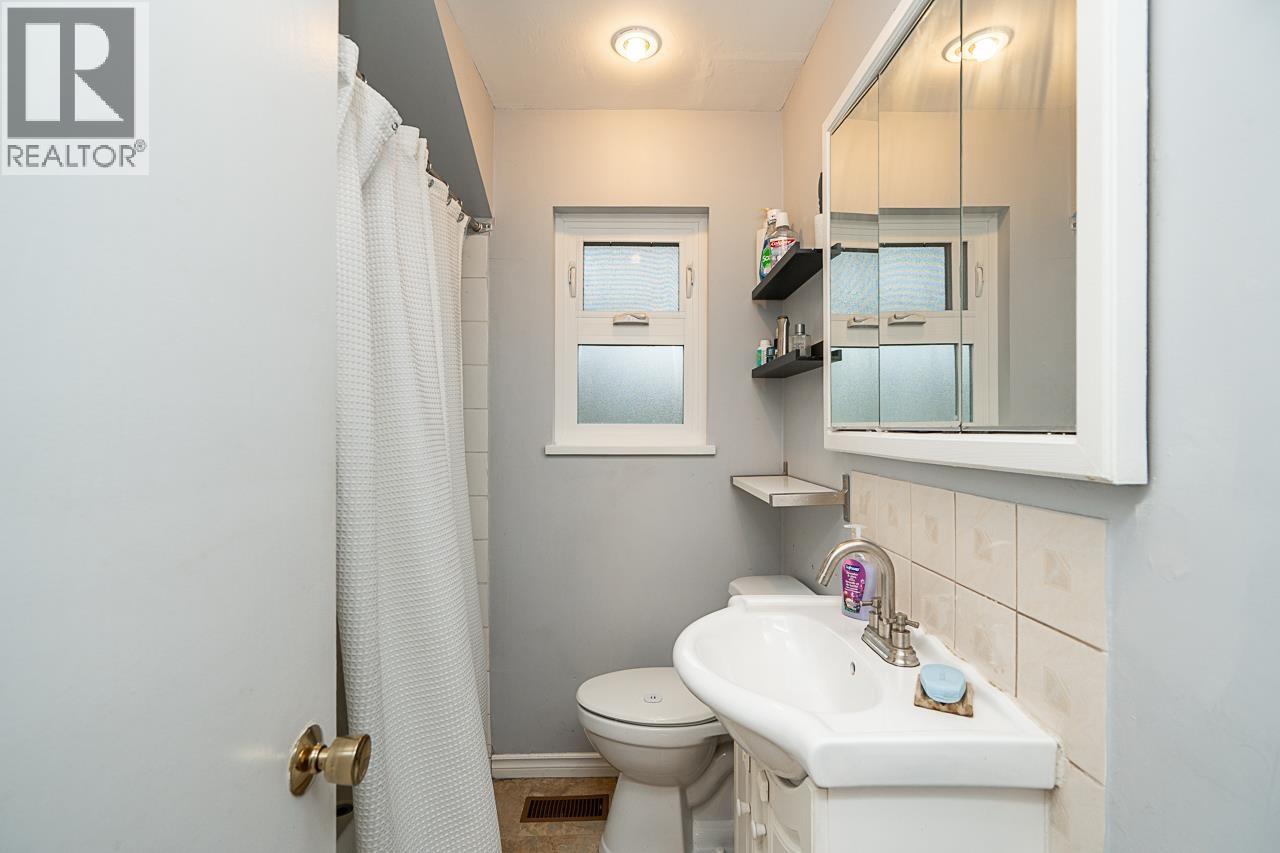 3676 Inverness Street, Port Coquitlam, British Columbia  V3B 3B4 - Photo 22 - R3072876