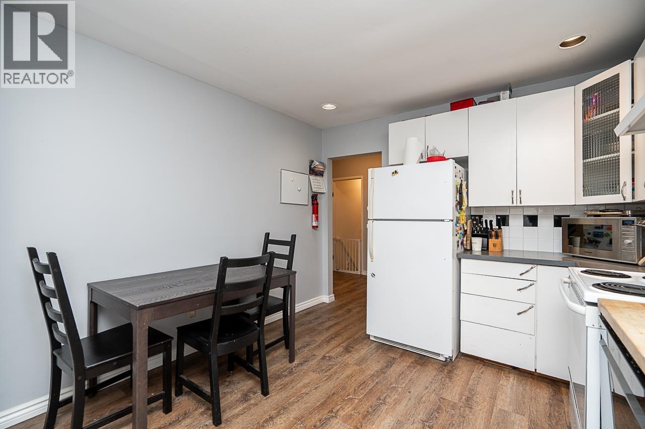 3676 Inverness Street, Port Coquitlam, British Columbia  V3B 3B4 - Photo 13 - R3072876