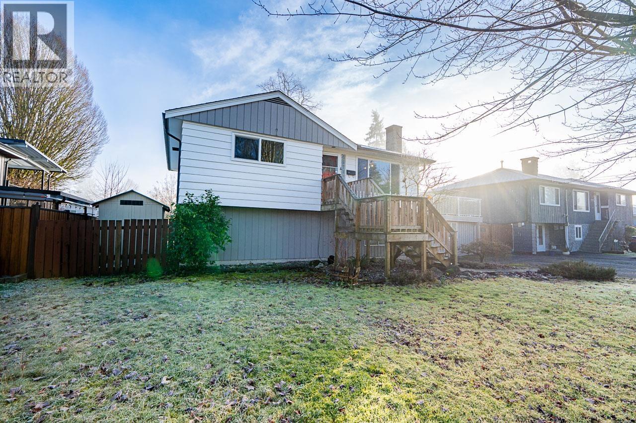 3676 Inverness Street, Port Coquitlam, British Columbia  V3B 3B4 - Photo 5 - R3072876