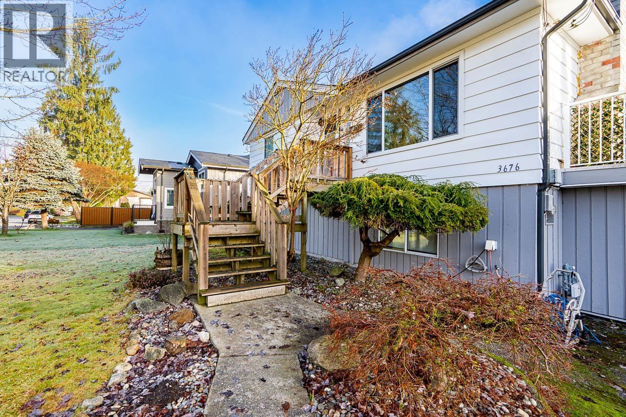 3676 Inverness Street, Port Coquitlam, British Columbia  V3B 3B4 - Photo 6 - R3072876