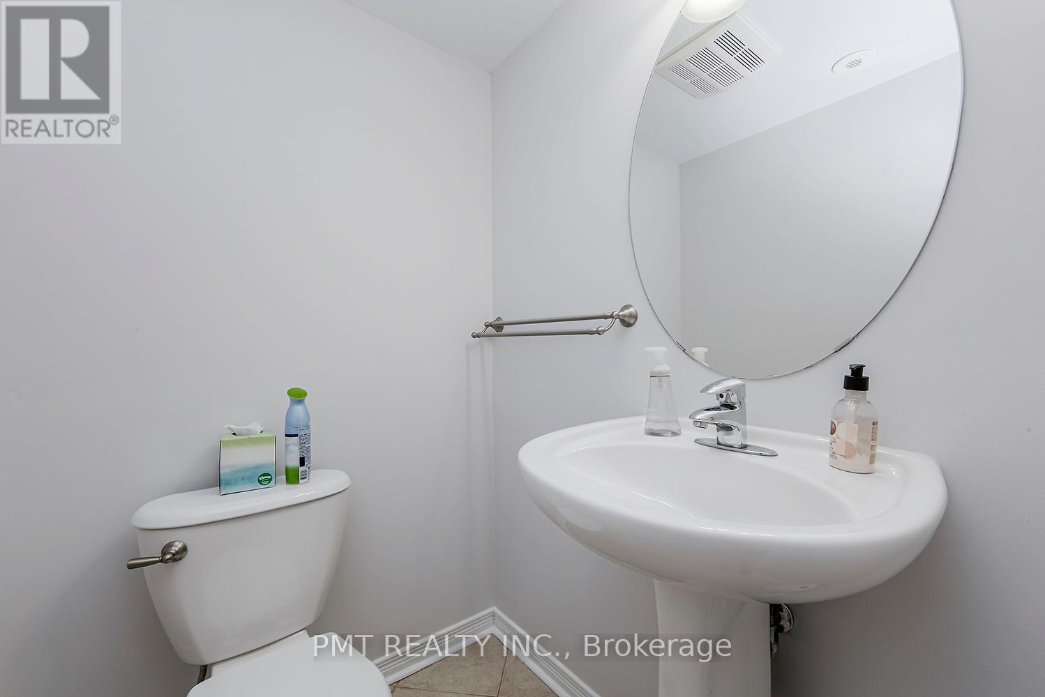 3 - 5 Frances Loring Lane, Toronto, Ontario  M4M 3E8 - Photo 13 - E12722616