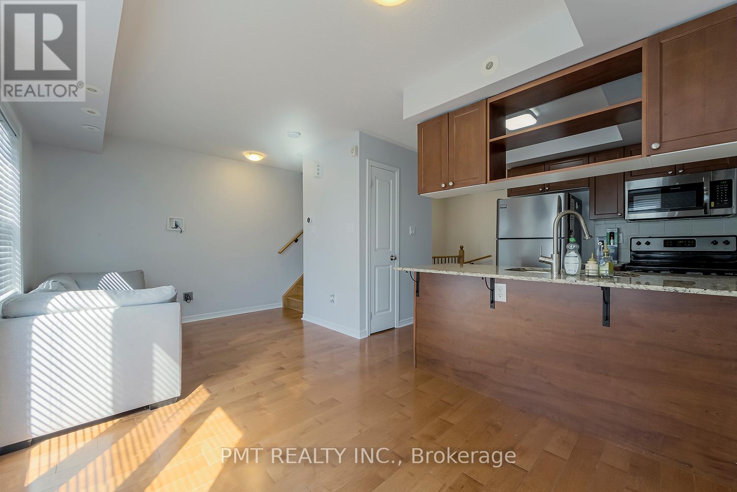 3 - 5 Frances Loring Lane, Toronto, Ontario  M4M 3E8 - Photo 2 - E12722616