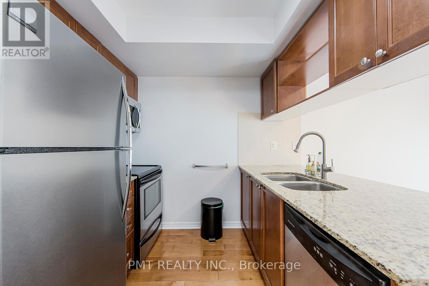 3 - 5 Frances Loring Lane, Toronto, Ontario  M4M 3E8 - Photo 6 - E12722616
