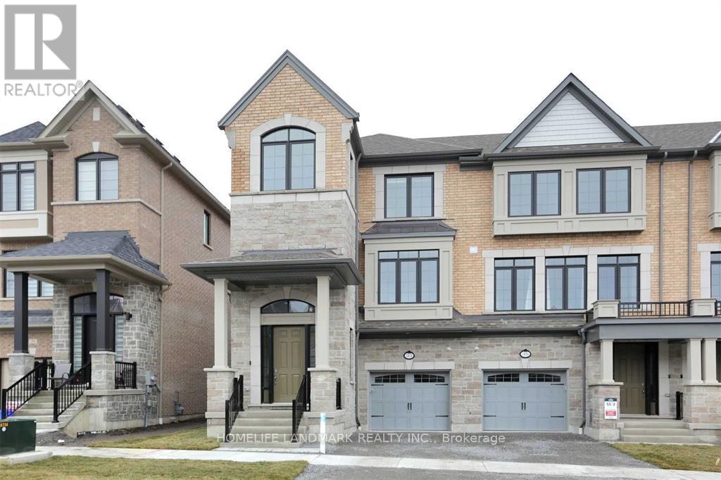 33 GILLIVARY DRIVE, Whitby, Ontario