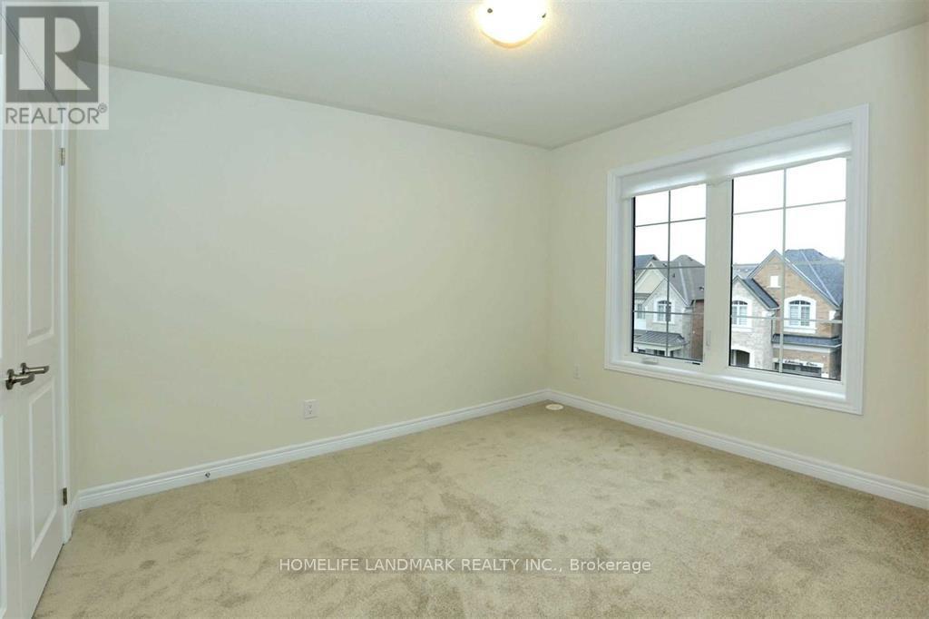 33 Gillivary Drive, Whitby, Ontario  L1P 2A9 - Photo 12 - E12722654