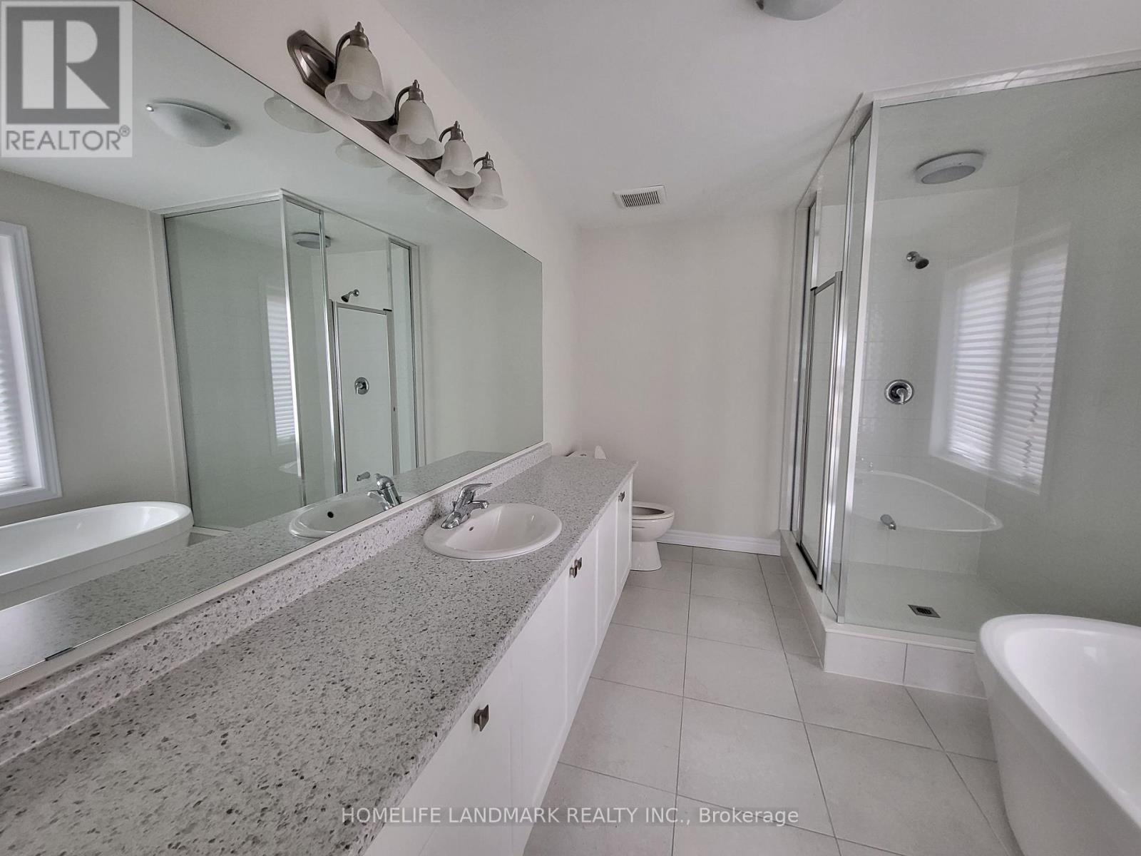 33 Gillivary Drive, Whitby, Ontario  L1P 2A9 - Photo 15 - E12722654