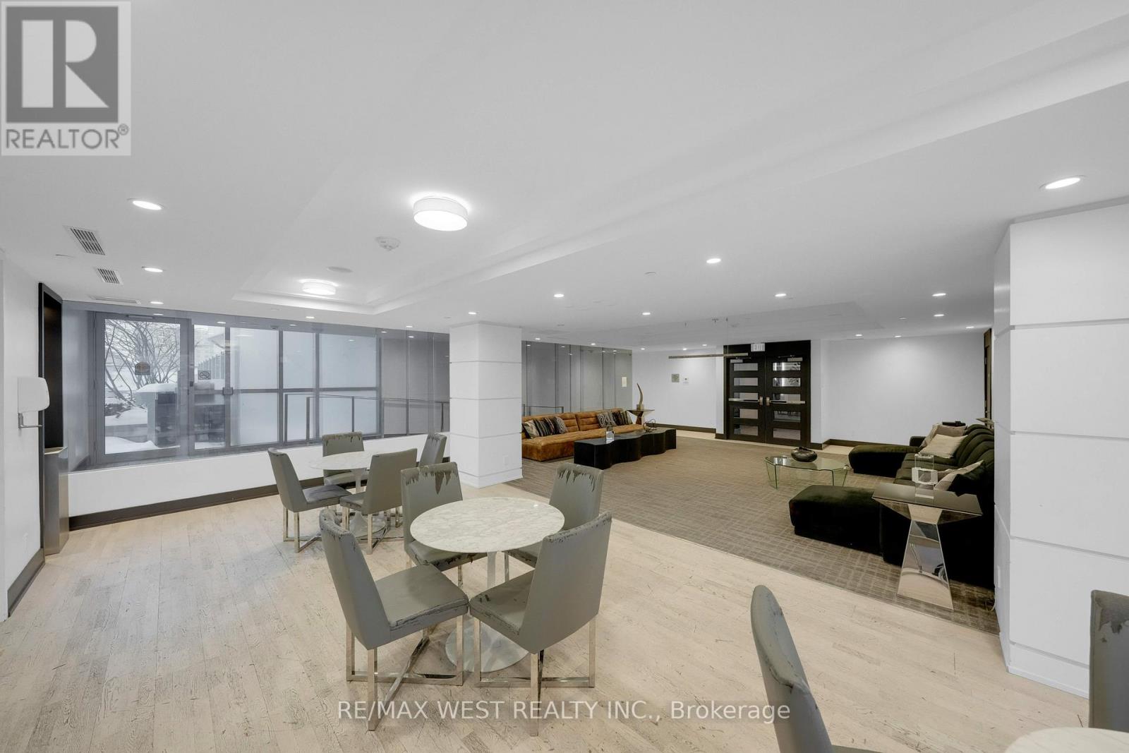 1117 - 9471 Yonge Street, Richmond Hill, Ontario  L4C 1V4 - Photo 24 - N12722642