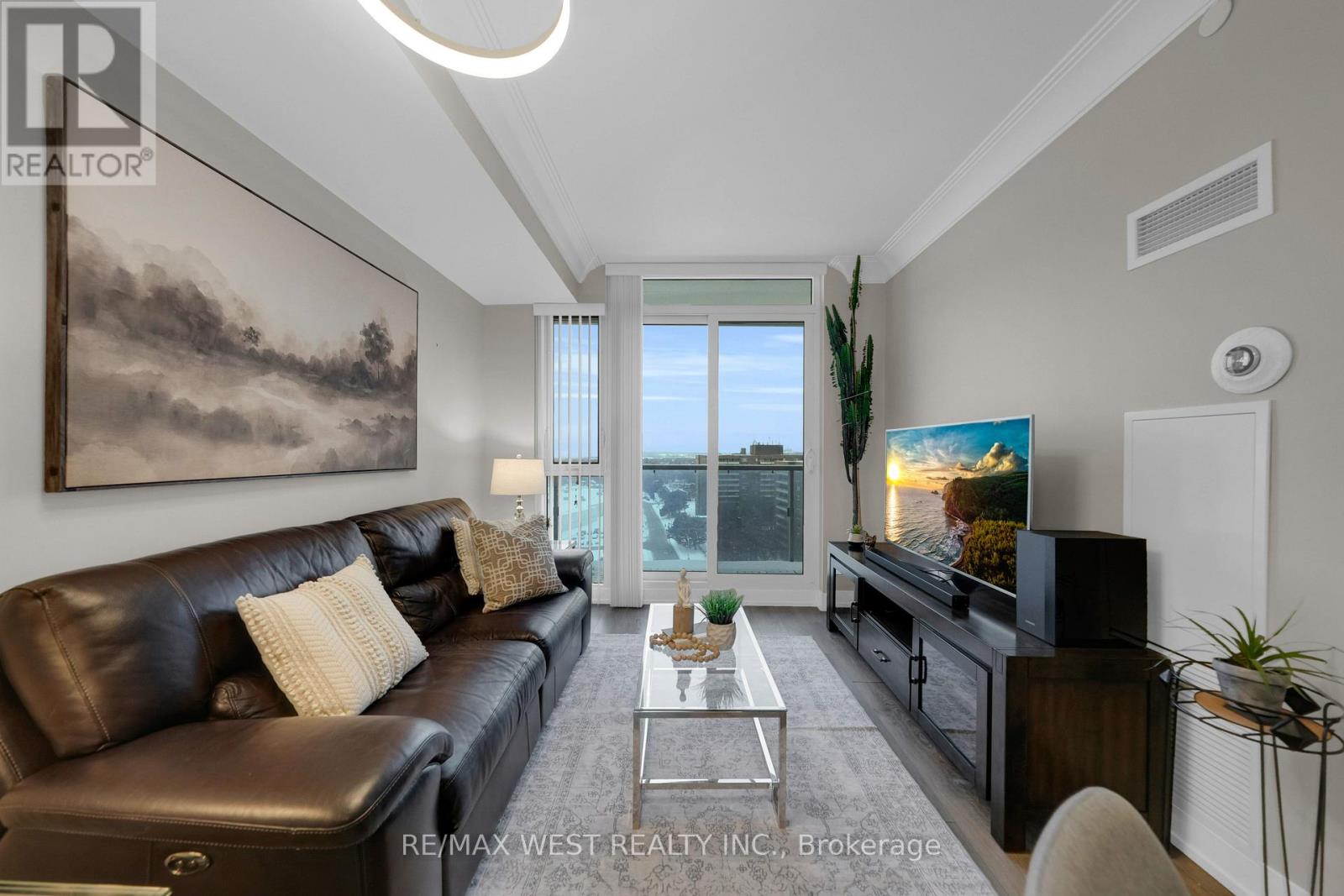 1117 - 9471 Yonge Street, Richmond Hill, Ontario  L4C 1V4 - Photo 7 - N12722642