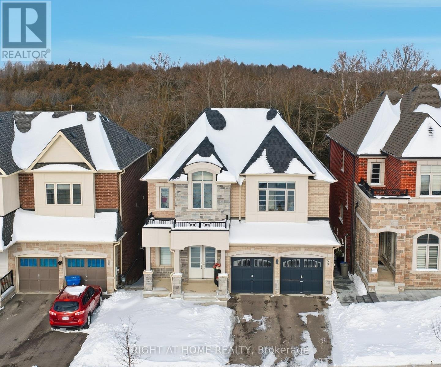 58 CHARLES WHITE COURT, East Gwillimbury, Ontario