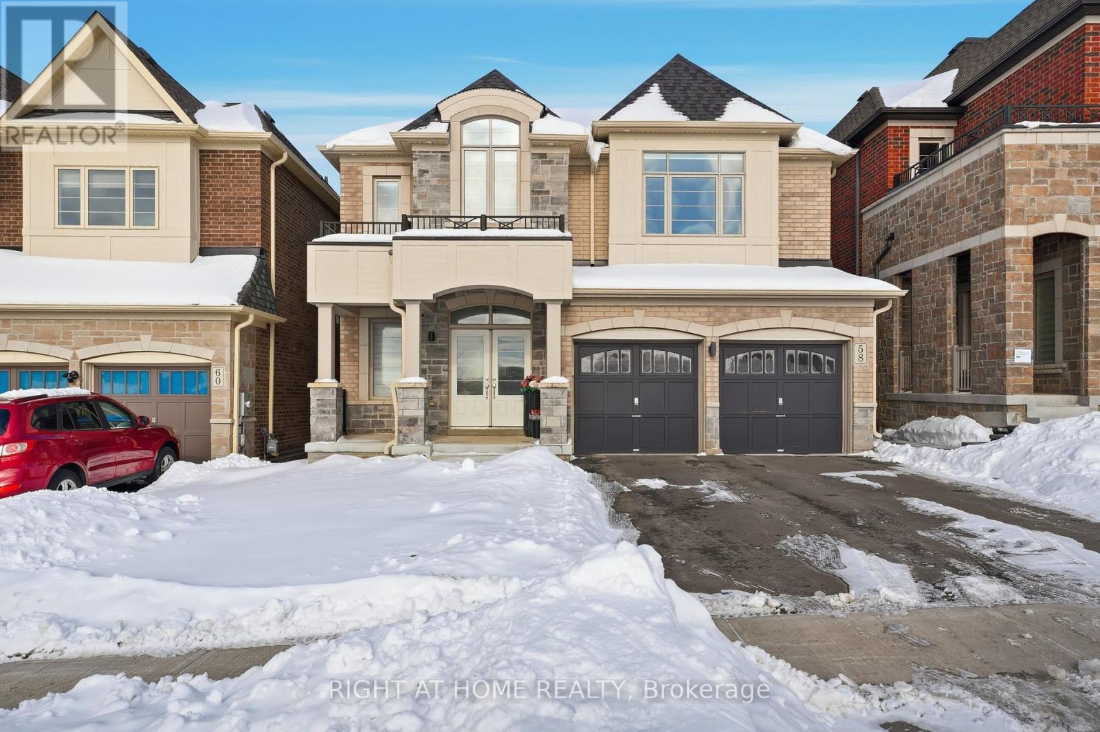 58 Charles White Court, East Gwillimbury, Ontario  L9N 0T7 - Photo 6 - N12722680