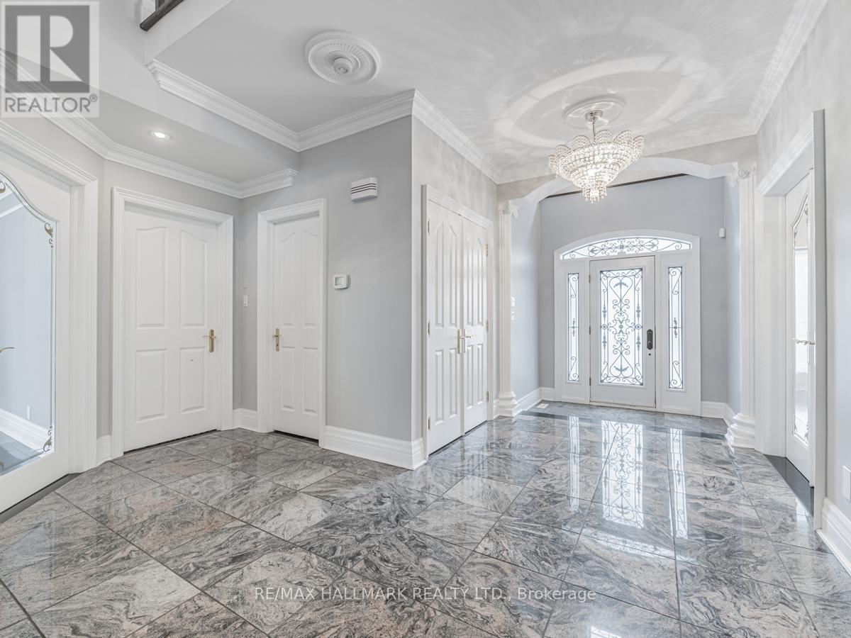 138 Elgin Mills Road W, Richmond Hill, Ontario  L4C 4M2 - Photo 3 - N12722688