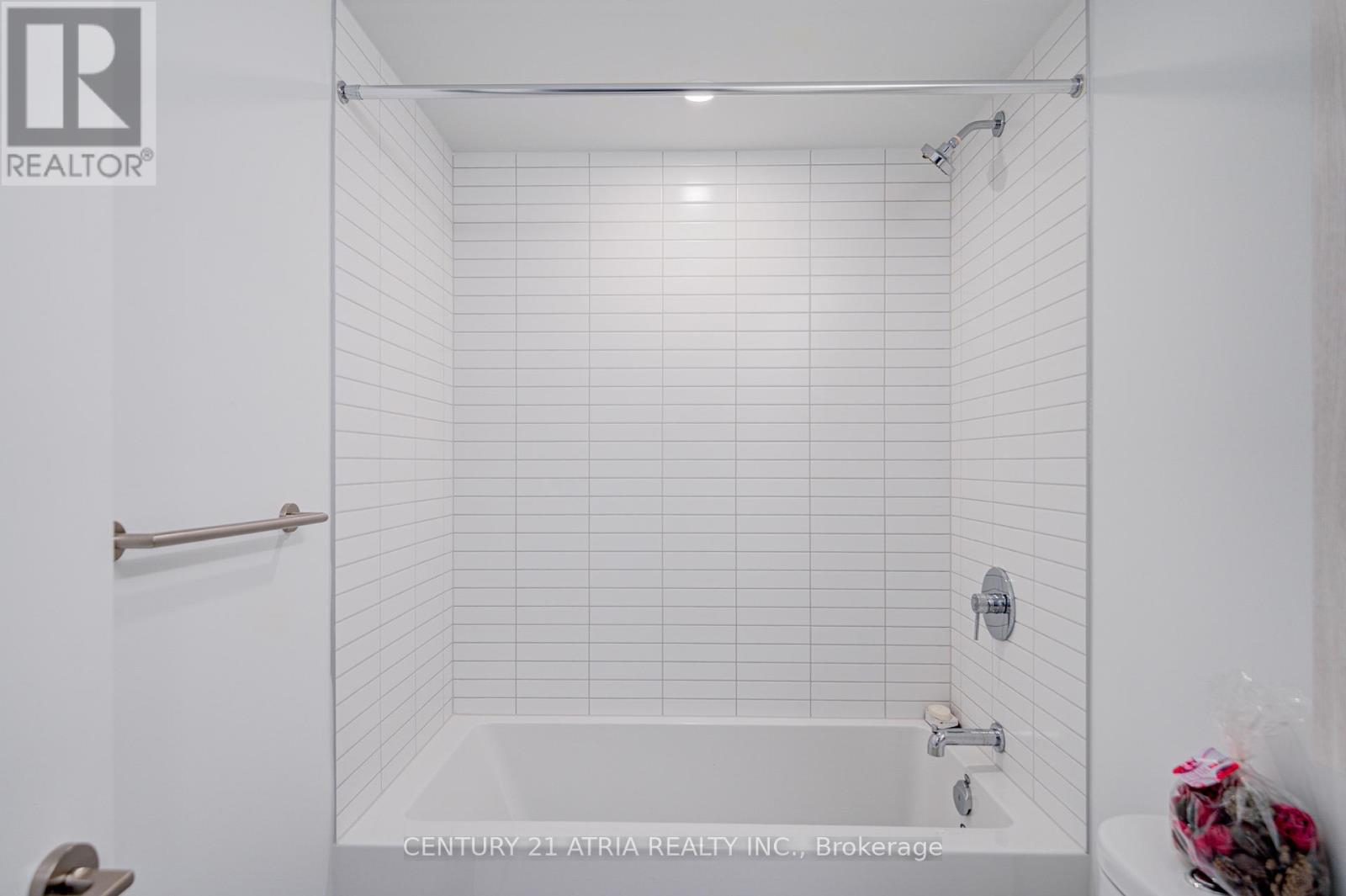 1418 - 3009 Novar Road, Mississauga, Ontario  L5B 0P9 - Photo 7 - W12722602