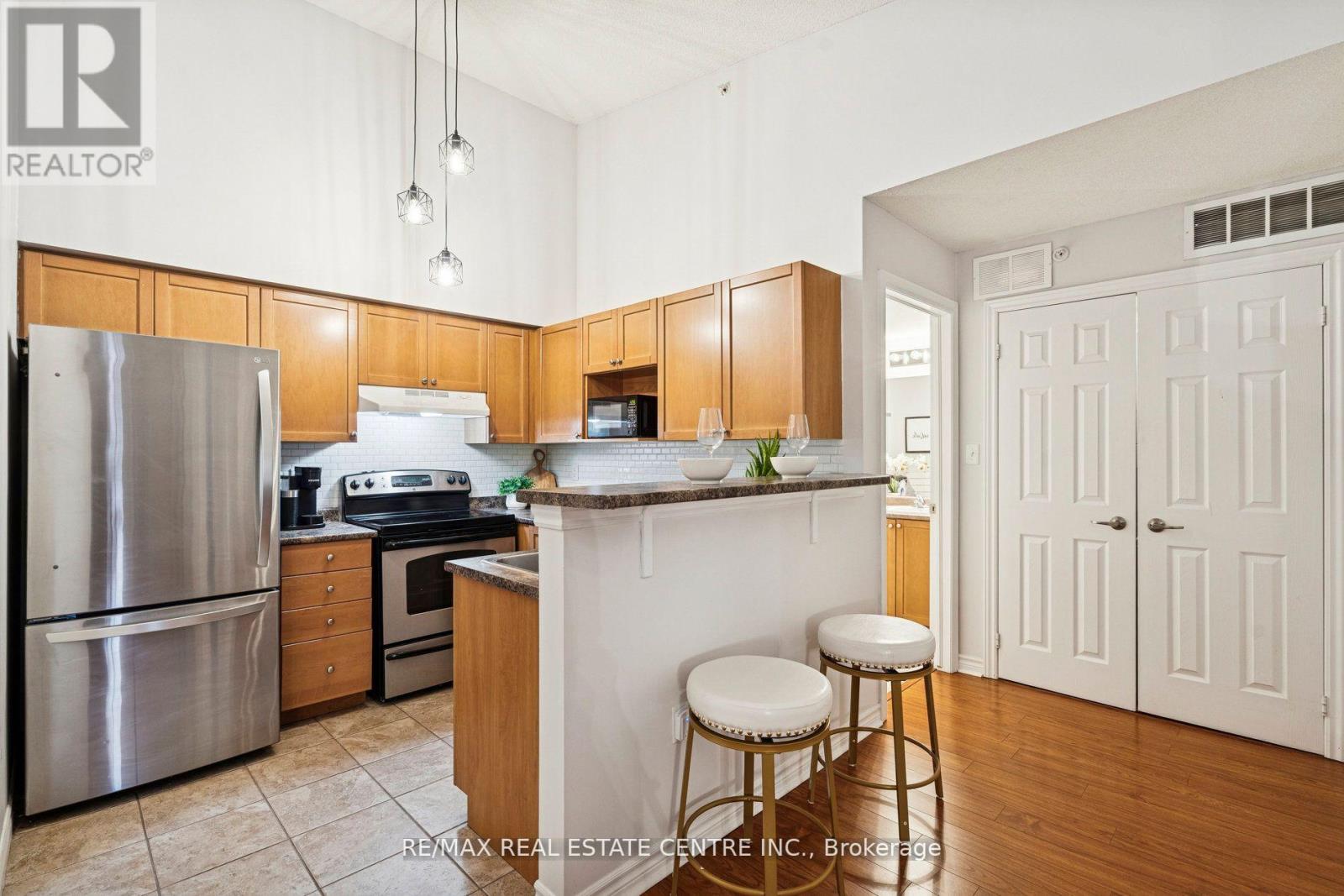 408 - 1350 Main Street E, Milton, Ontario  L9T 7S7 - Photo 7 - W12722672