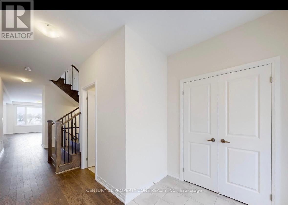 17 Aveena Road, Brampton, Ontario  L6P 4R8 - Photo 9 - W12722678