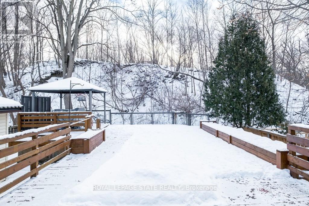 41 Ann Street, Hamilton, Ontario  L9H 2N4 - Photo 35 - X12722606