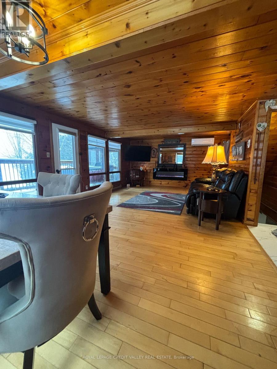 992 South Baptiste Lake Road, Hastings Highlands, Ontario  K0L 1C0 - Photo 8 - X12722662