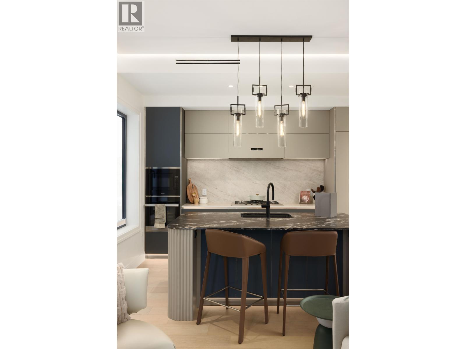 1181 33rd Avenue, Vancouver, British Columbia  V0V 0V0 - Photo 8 - R3082243