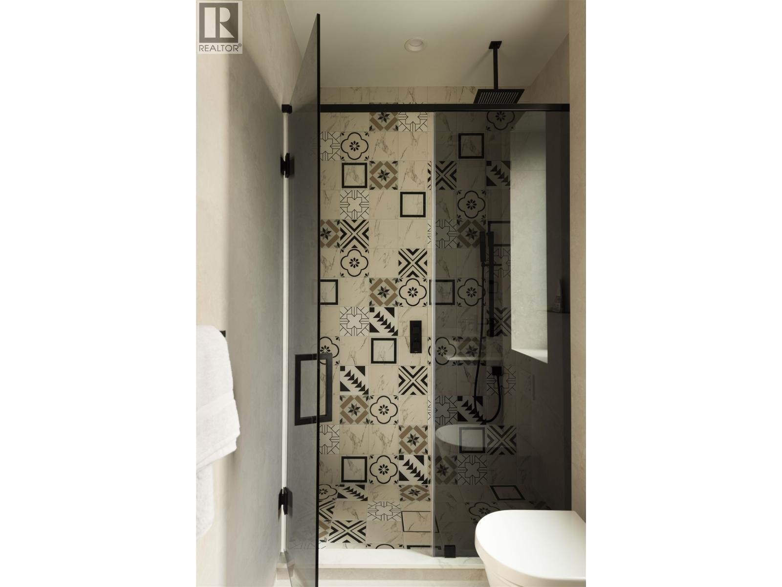 1181 33rd Avenue, Vancouver, British Columbia  V0V 0V0 - Photo 33 - R3082243