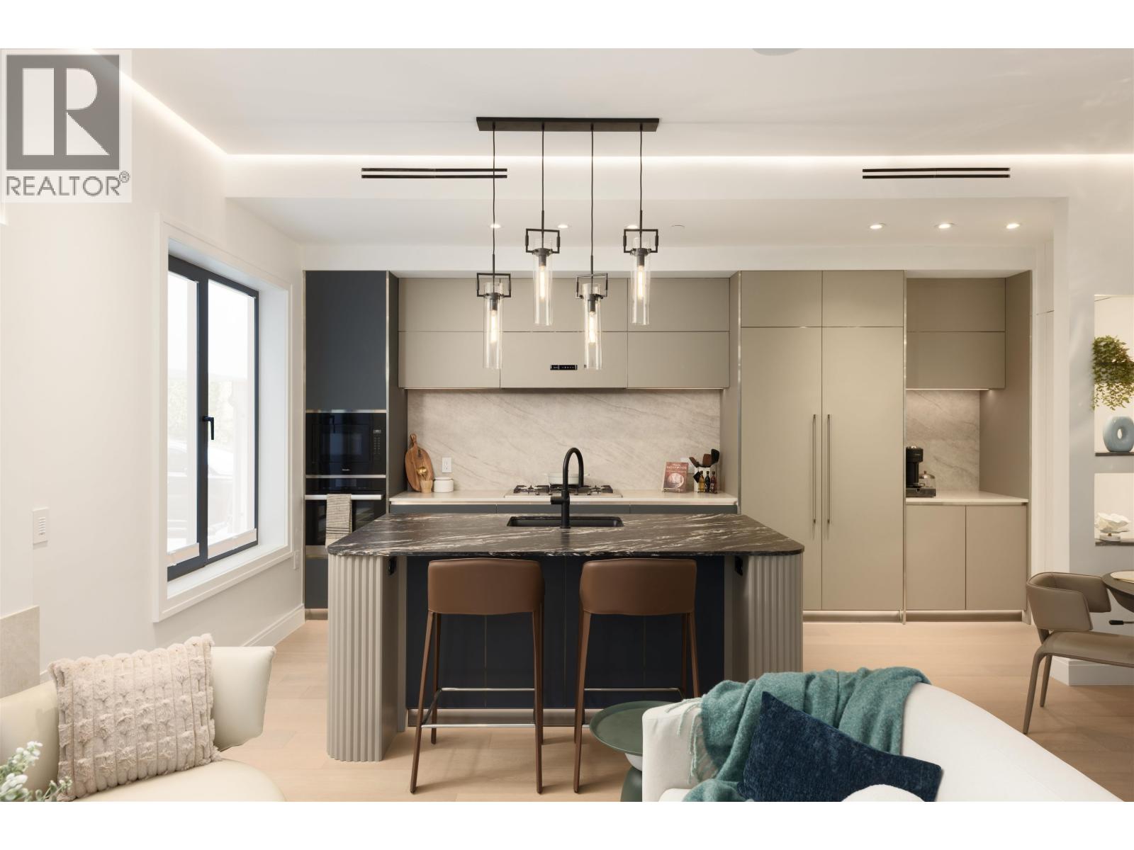 1181 33rd Avenue, Vancouver, British Columbia  V0V 0V0 - Photo 7 - R3082243