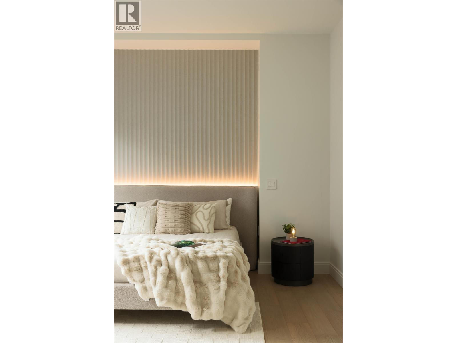 1181 33rd Avenue, Vancouver, British Columbia  V0V 0V0 - Photo 26 - R3082243