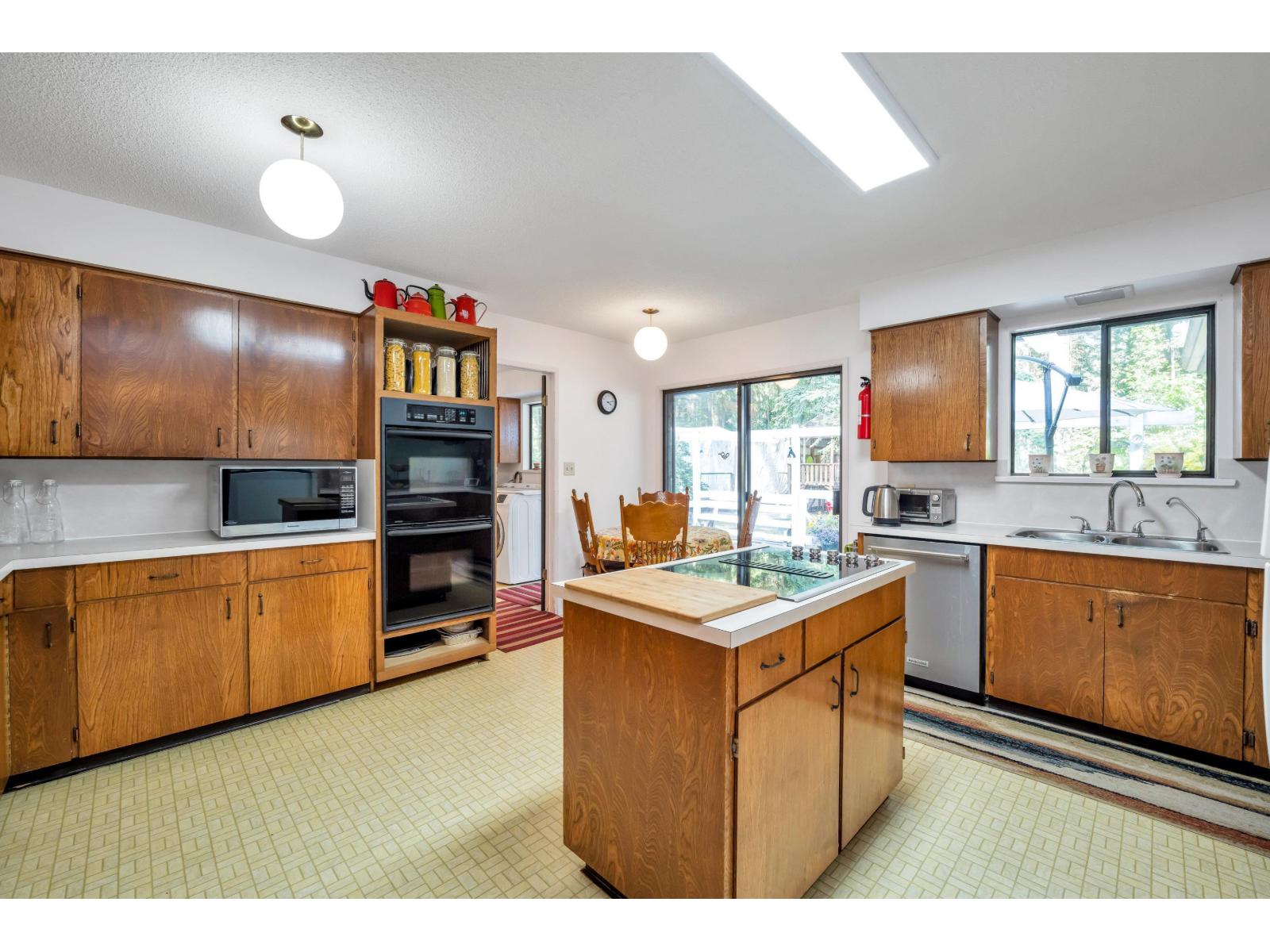 2546 200 Street, Langley, British Columbia  V2Z 1X1 - Photo 13 - R3075419