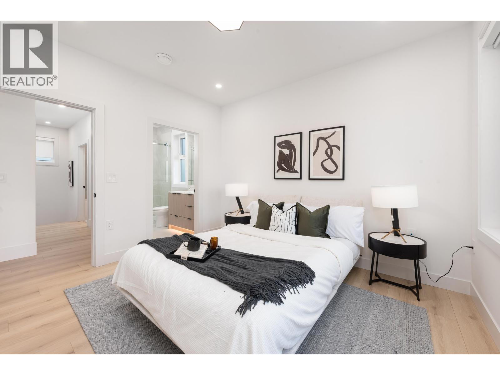 323 N Kamloops Street, Vancouver, British Columbia  V5K 0A9 - Photo 16 - R3082368