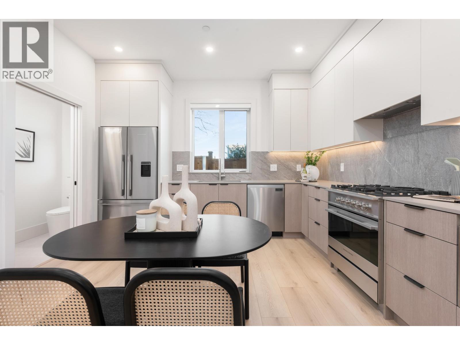 323 N Kamloops Street, Vancouver, British Columbia V5K 0A9 - Photo 5 - R3082368