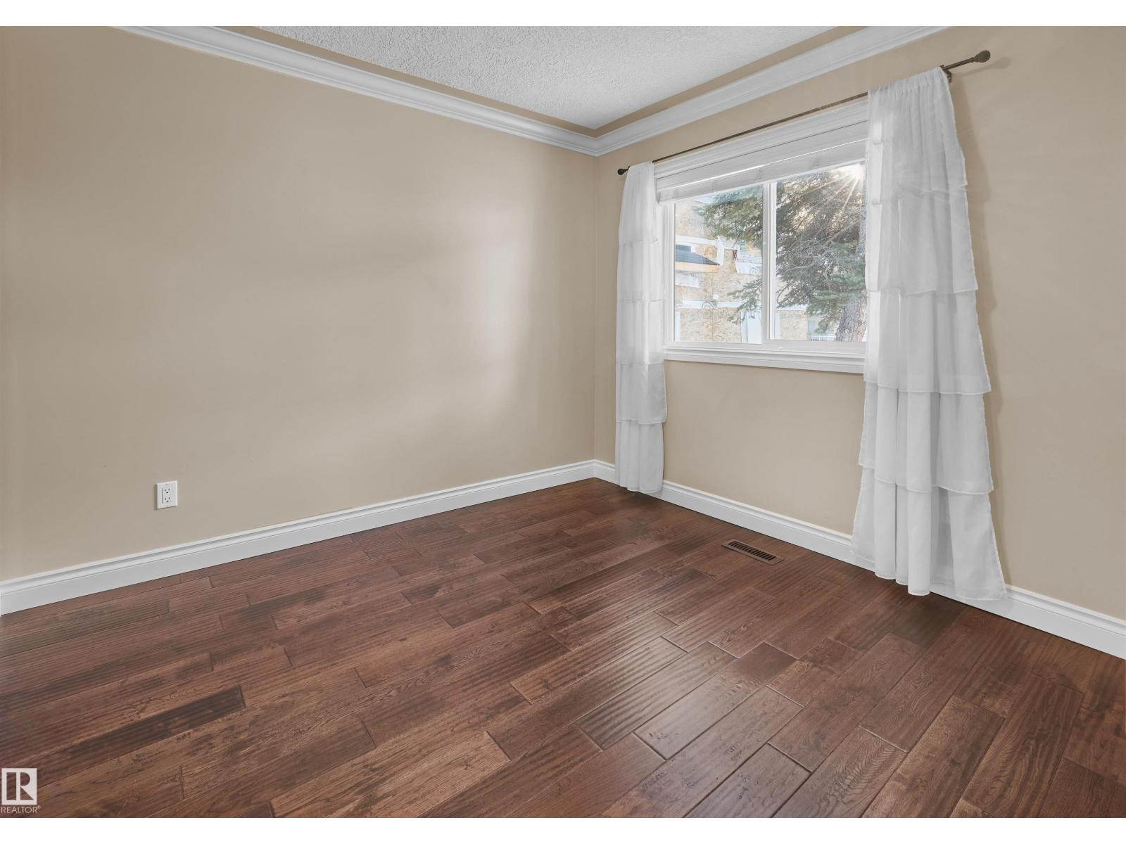 11567 80 Av Nw, Edmonton, Alberta  T6G 0R9 - Photo 17 - E4470829