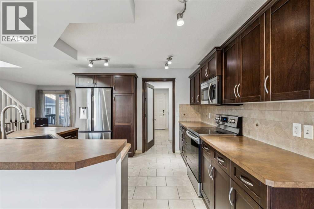 305 Tuscany Vista Road Nw, Calgary, Alberta  T3L 3B3 - Photo 3 - A2278261