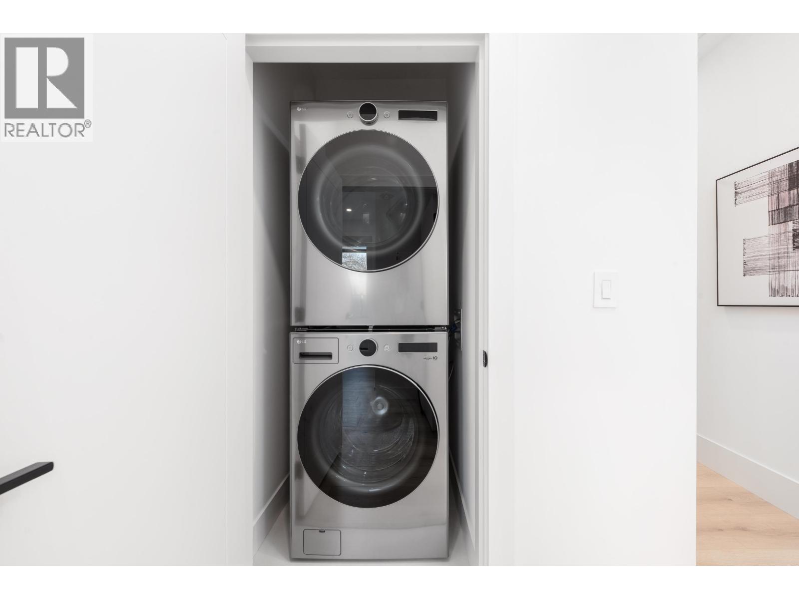 323 N Kamloops Street, Vancouver, British Columbia  V5K 0A9 - Photo 22 - R3082368