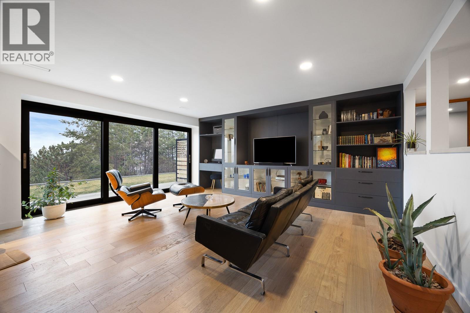 1632 Griffiths Place, West Kelowna, British Columbia  V1Z 2T7 - Photo 12 - 10372806