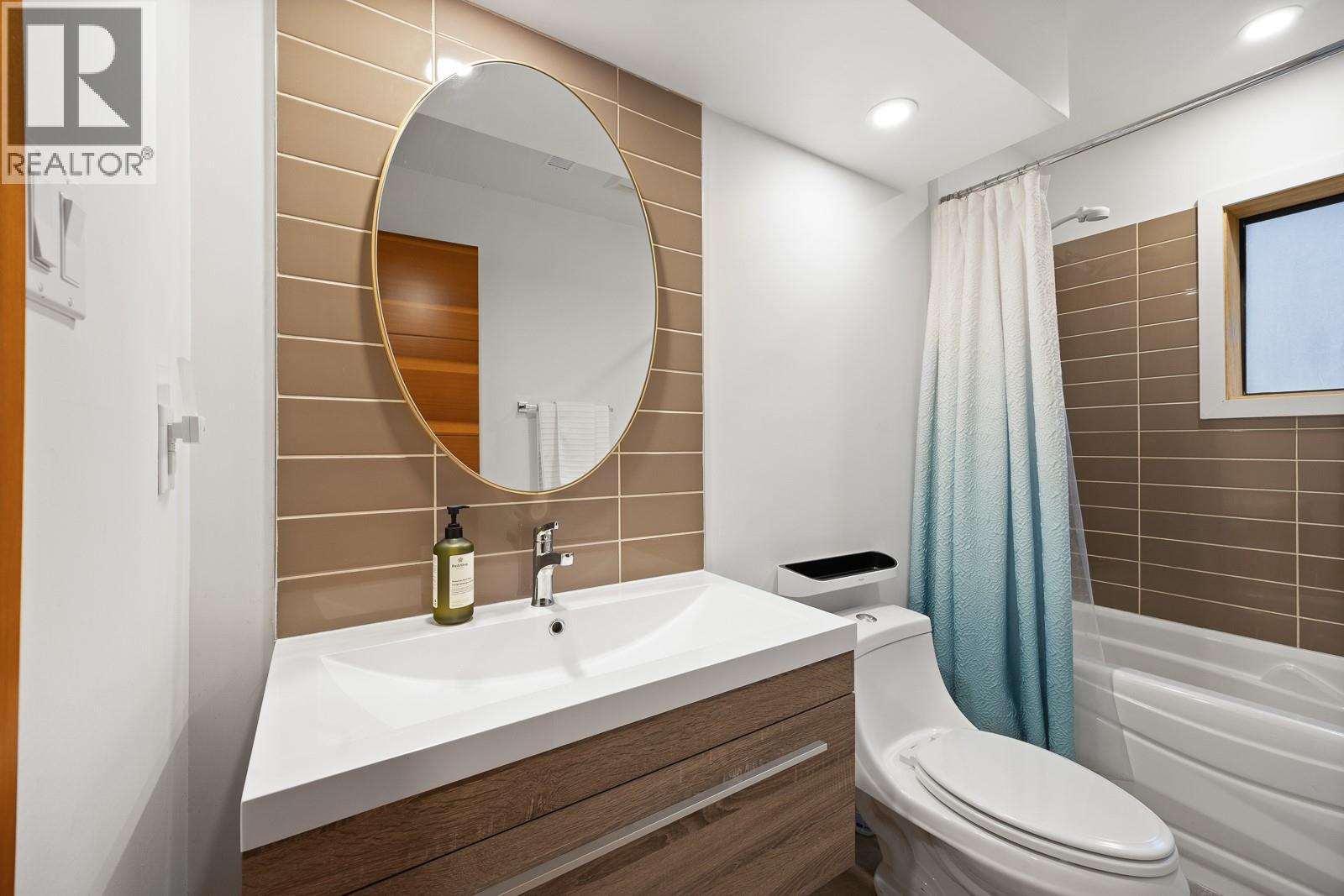 1632 Griffiths Place, West Kelowna, British Columbia  V1Z 2T7 - Photo 32 - 10372806