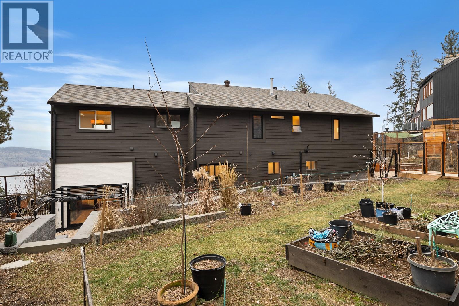 1632 Griffiths Place, West Kelowna, British Columbia  V1Z 2T7 - Photo 44 - 10372806