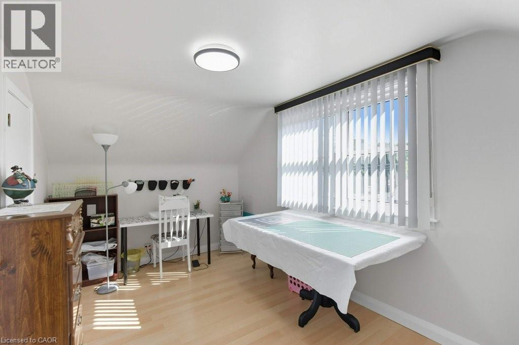 478 East 37th Street, Hamilton, Ontario L8V 4B9 - Photo 26 - 40757456