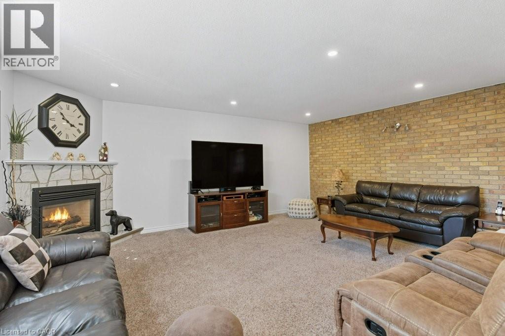 478 East 37th Street, Hamilton, Ontario L8V 4B9 - Photo 17 - 40757456