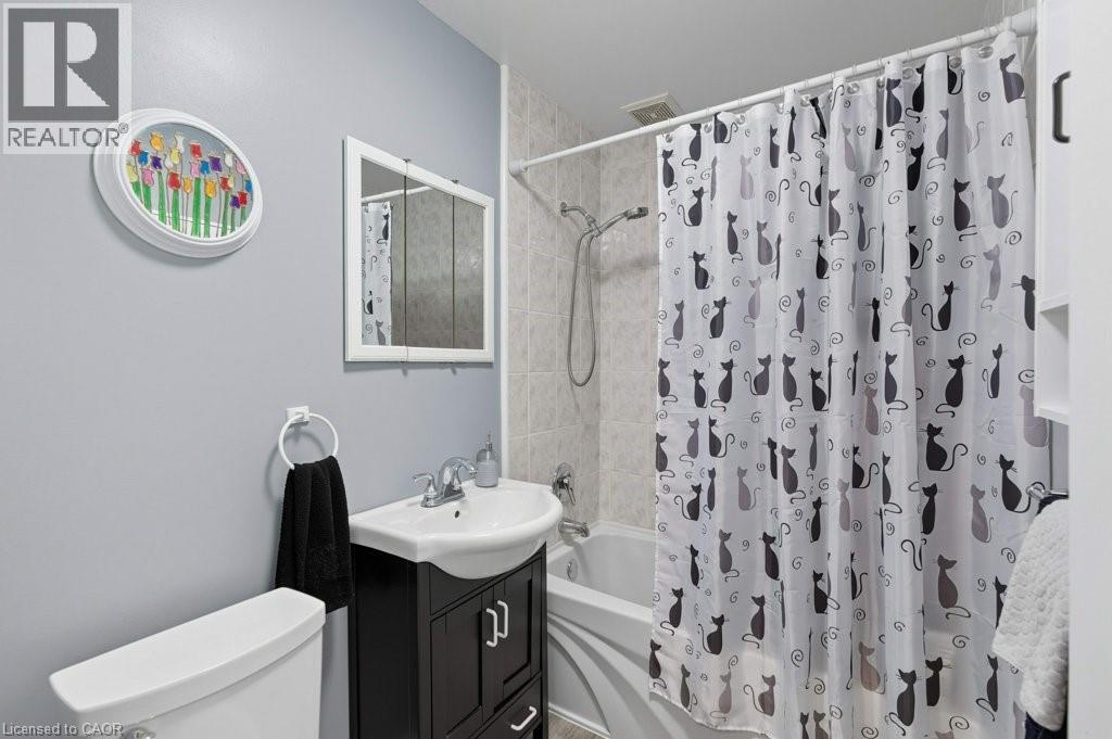 478 East 37th Street, Hamilton, Ontario L8V 4B9 - Photo 23 - 40757456