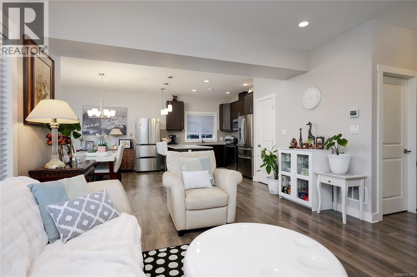 1326 Bombardier Cres, Langford, British Columbia  V9B 0R2 - Photo 5 - 1023989