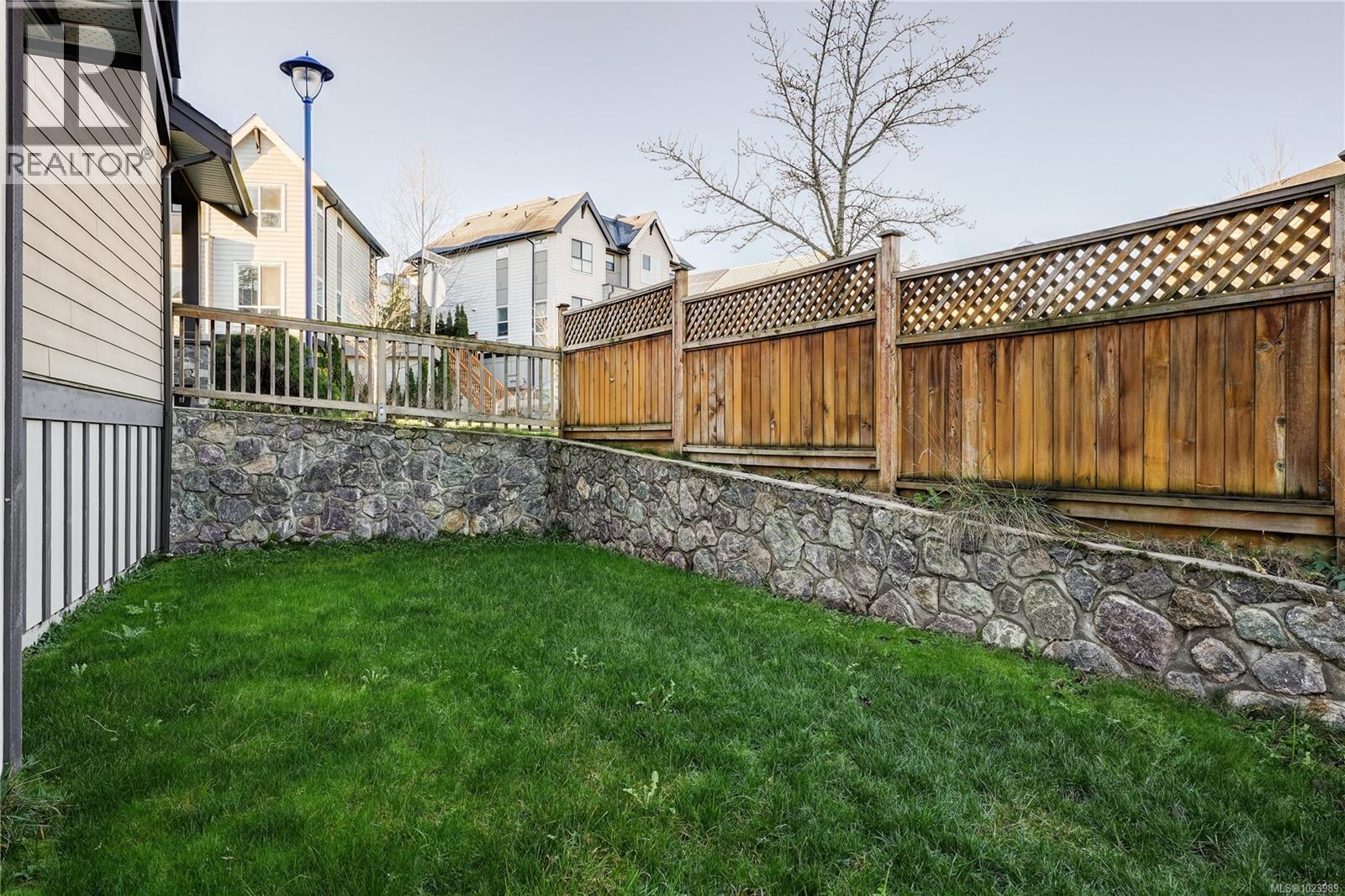 1326 Bombardier Cres, Langford, British Columbia  V9B 0R2 - Photo 22 - 1023989