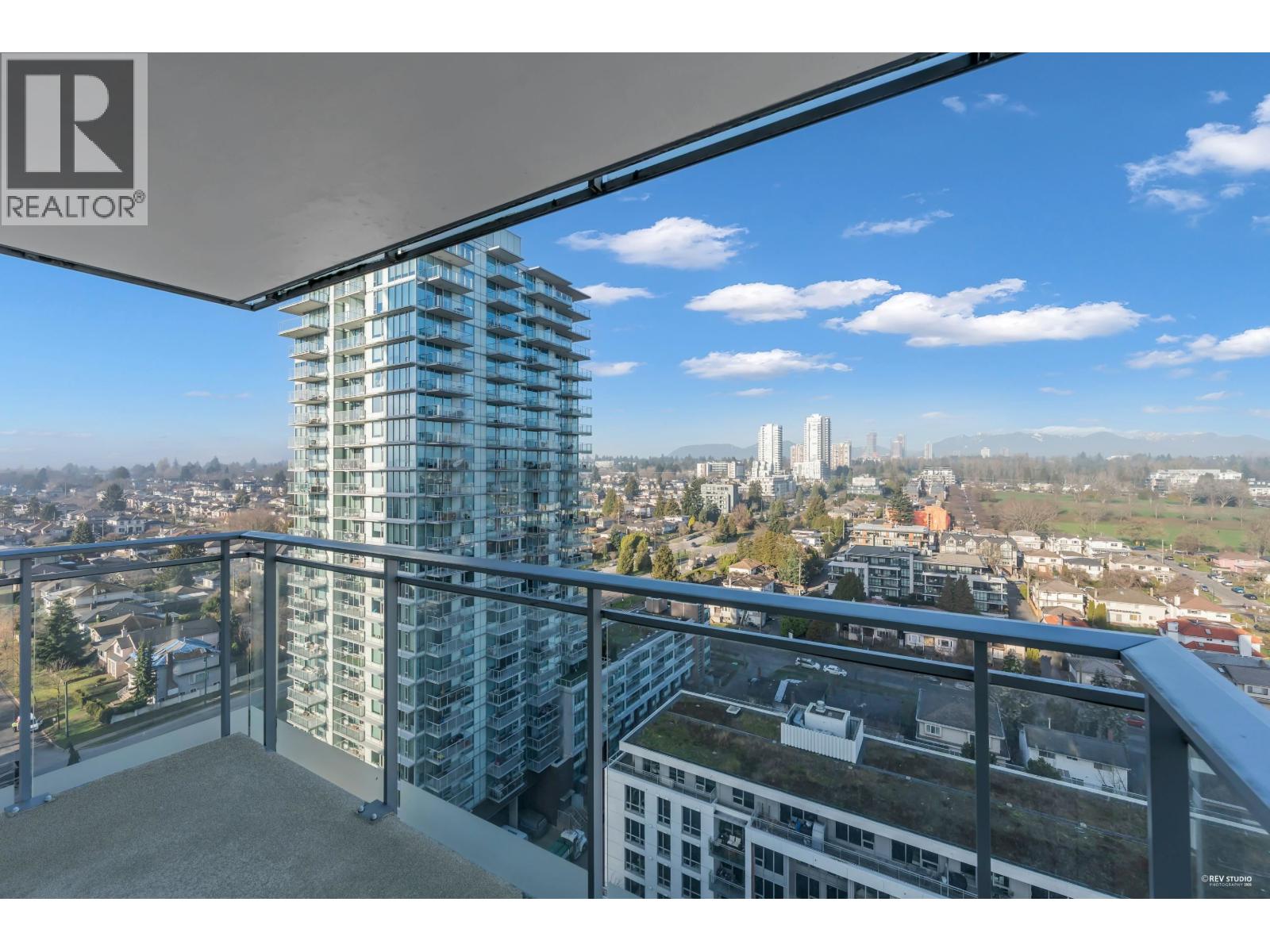 Listing Picture 23 of 32 : 2208 455 SW MARINE DRIVE, Vancouver / 溫哥華 - 魯藝地產 Yvonne Lu Group - MLS Medallion Club Member