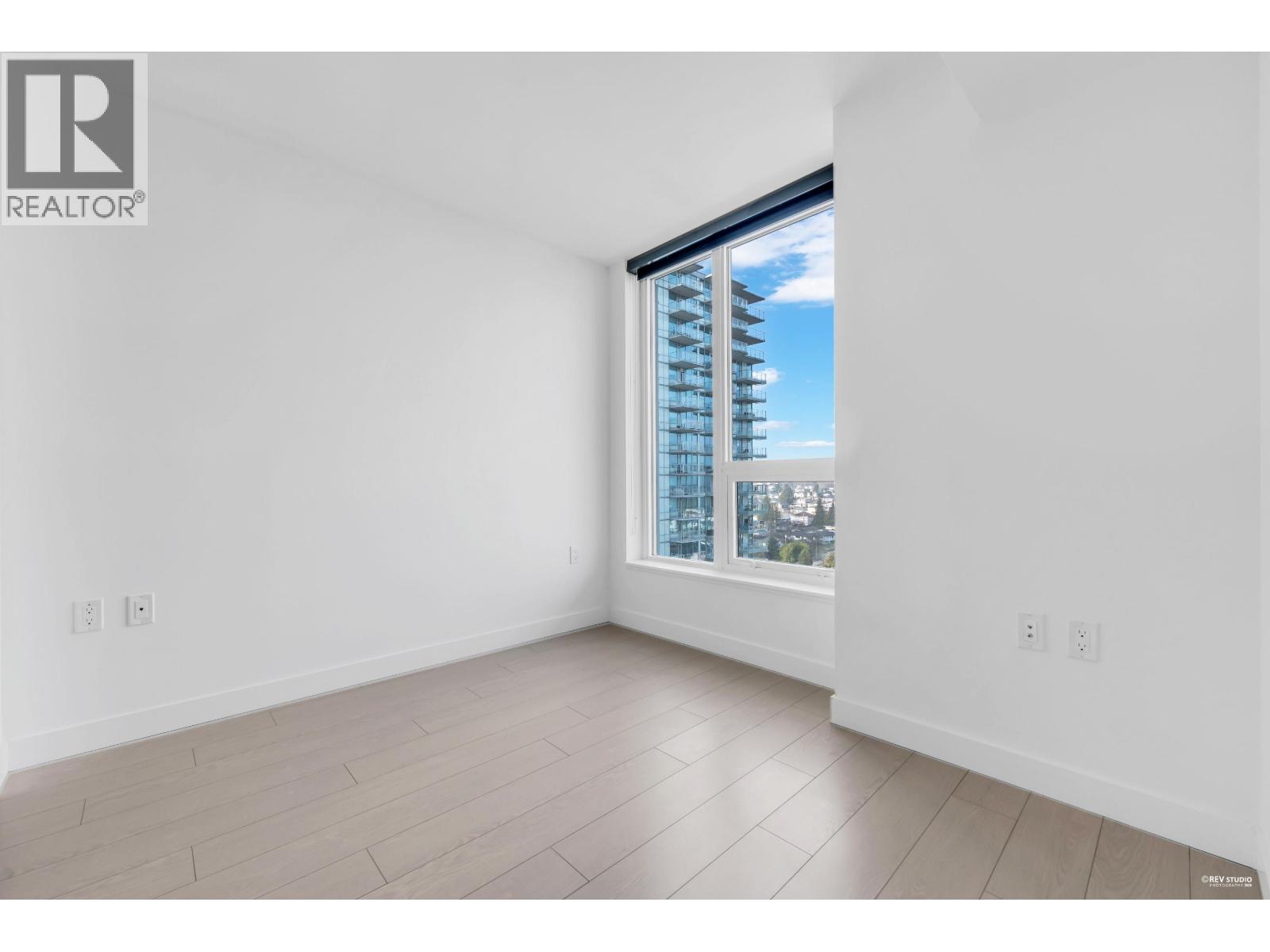 Listing Picture 12 of 32 : 2208 455 SW MARINE DRIVE, Vancouver / 溫哥華 - 魯藝地產 Yvonne Lu Group - MLS Medallion Club Member