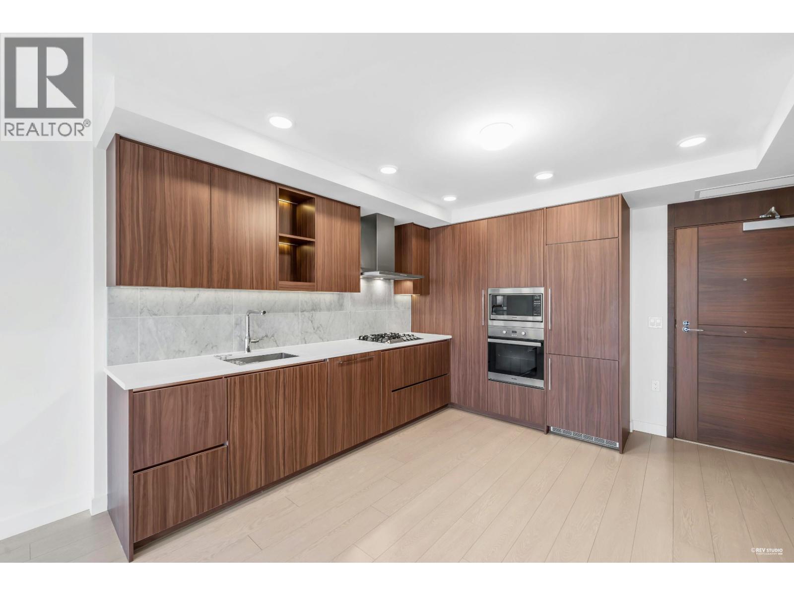 Listing Picture 5 of 32 : 2208 455 SW MARINE DRIVE, Vancouver / 溫哥華 - 魯藝地產 Yvonne Lu Group - MLS Medallion Club Member