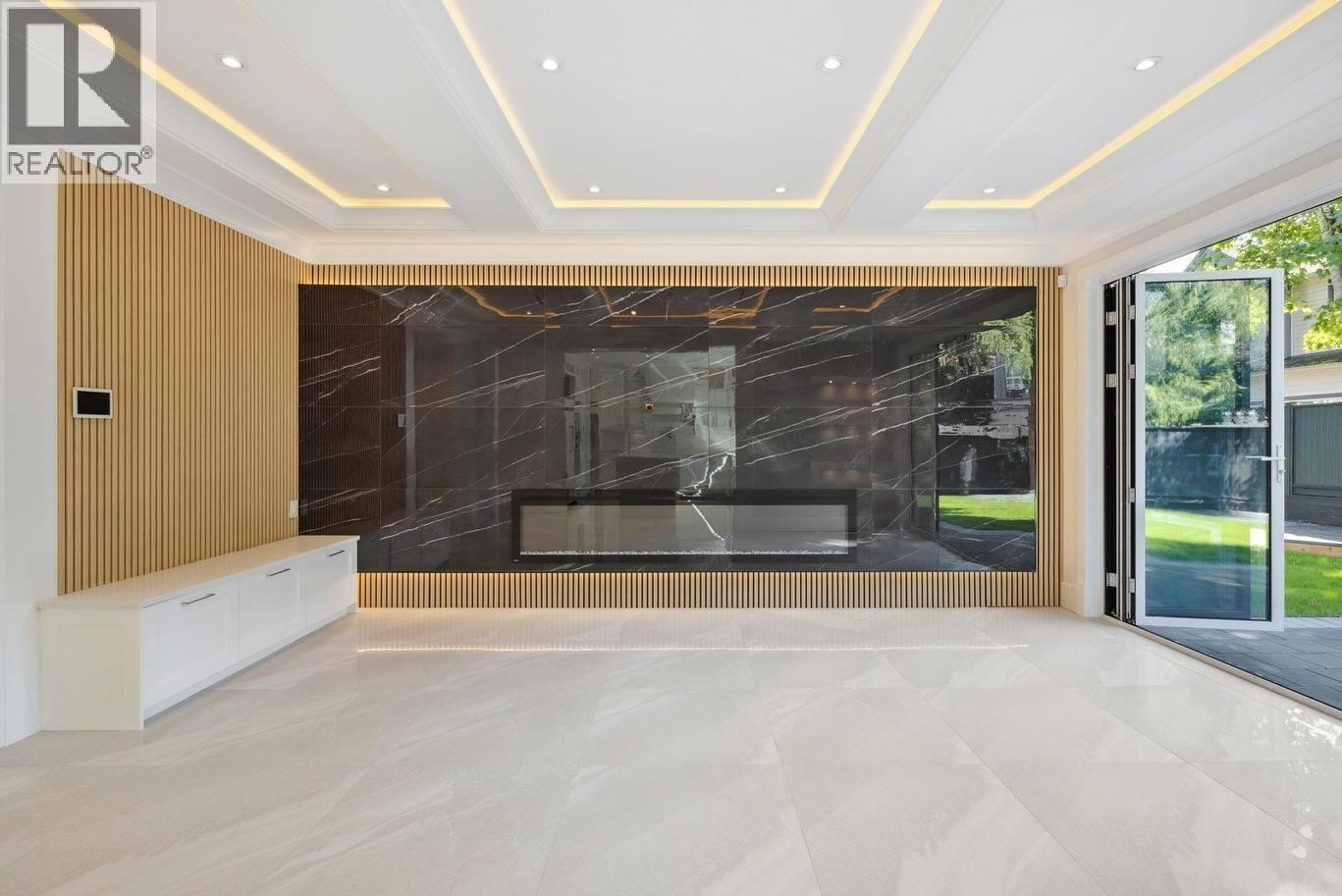 Listing Picture 6 of 12 : 9371 PINEWELL CRESCENT, Richmond / 烈治文 - 魯藝地產 Yvonne Lu Group - MLS Medallion Club Member