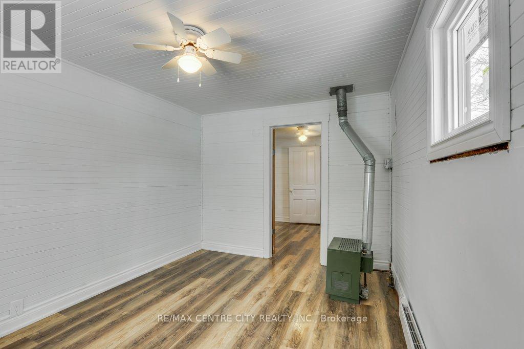 188 Furnival Road, West Elgin, Ontario  N0L 2C0 - Photo 31 - X12722716