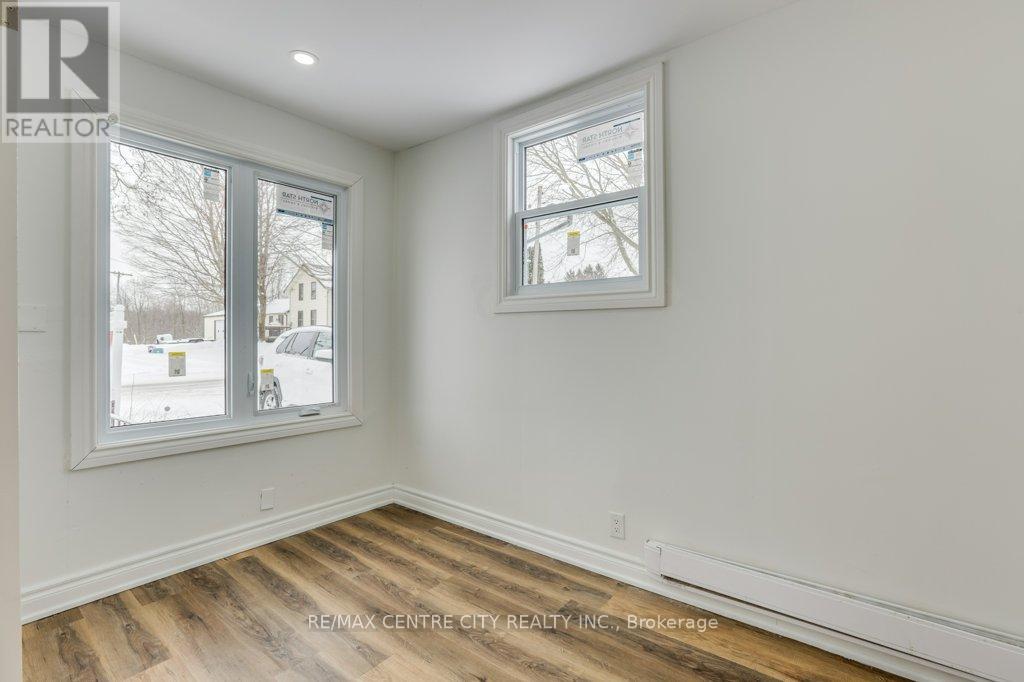 188 Furnival Road, West Elgin, Ontario  N0L 2C0 - Photo 9 - X12722716