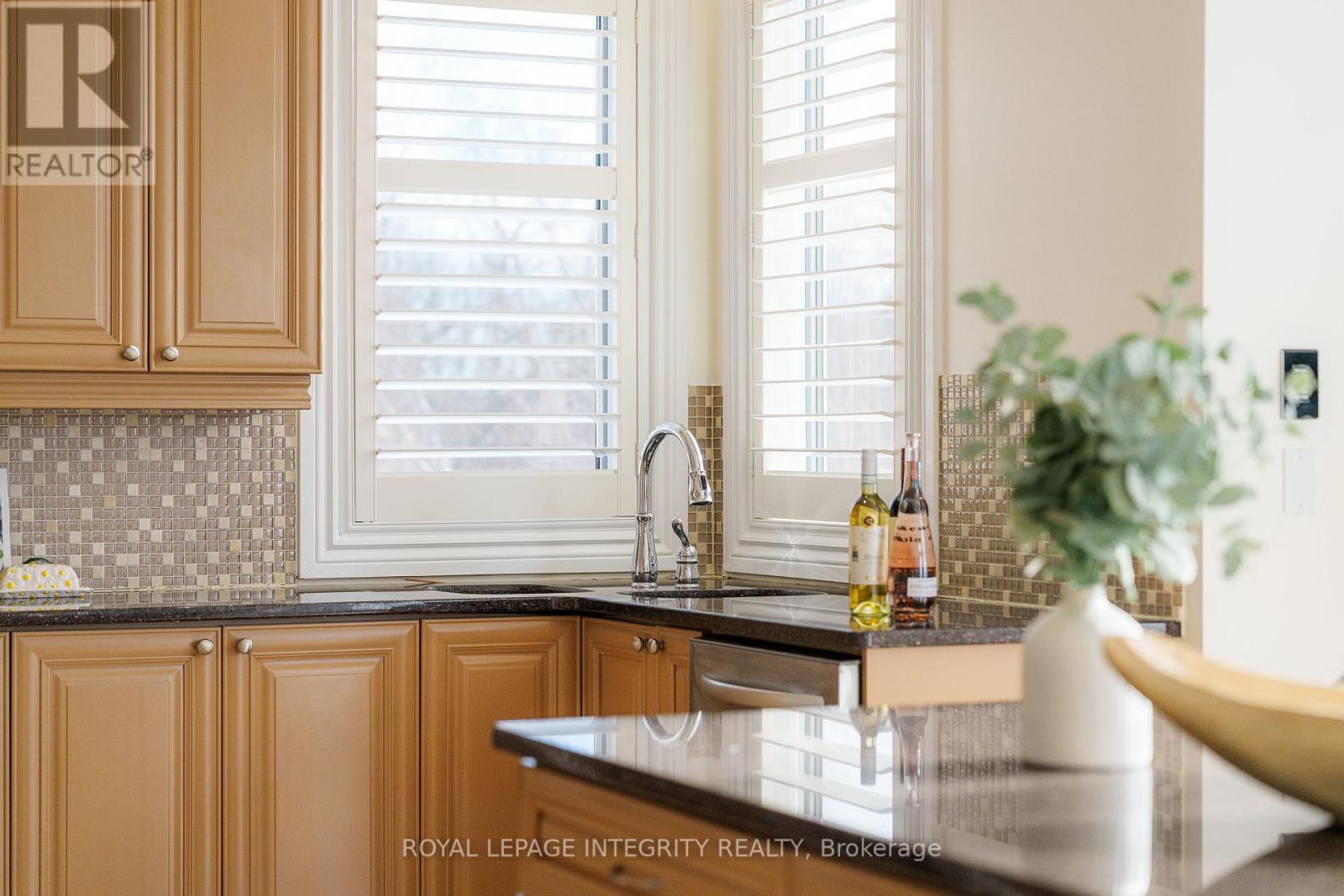 609 New Liskeard Crescent, Ottawa, Ontario  K2J 0N4 - Photo 16 - X12722728