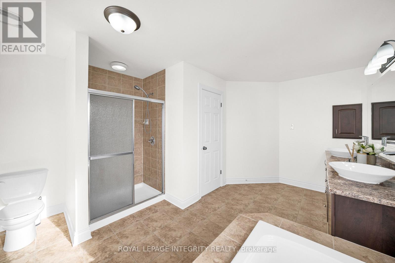 609 New Liskeard Crescent, Ottawa, Ontario  K2J 0N4 - Photo 25 - X12722728