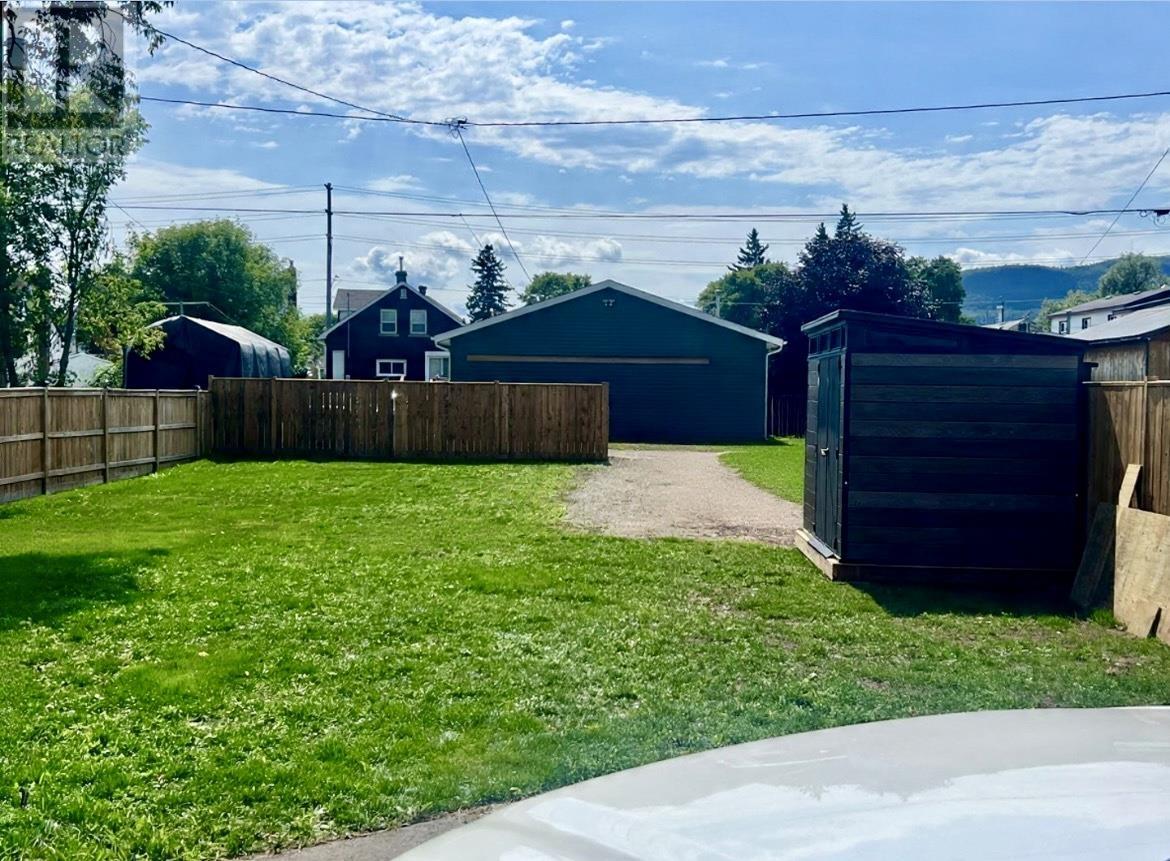 228 Christina St E, Thunder Bay, Ontario  P7E 4N7 - Photo 28 - TB2600111