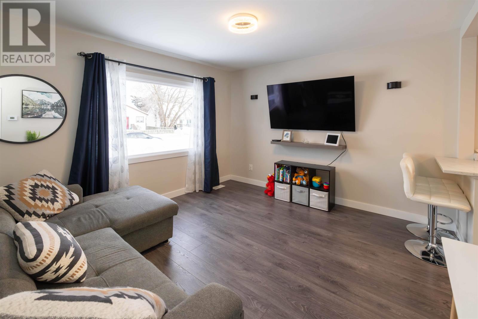 228 Christina St E, Thunder Bay, Ontario  P7E 4N7 - Photo 4 - TB2600111