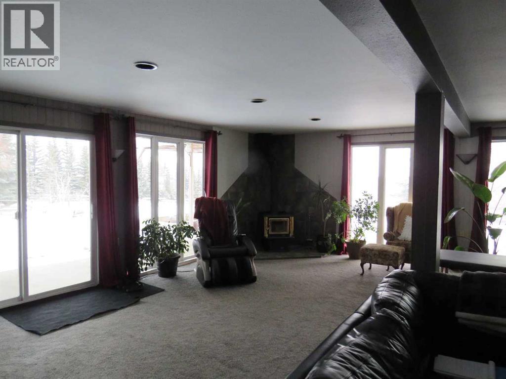 2025 Twp Rd 400, Rural Lacombe County, Alberta  T0C 0J0 - Photo 10 - A2281204