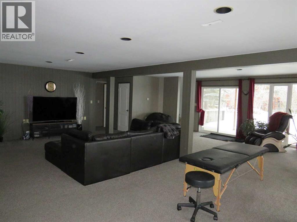 2025 Twp Rd 400, Rural Lacombe County, Alberta  T0C 0J0 - Photo 13 - A2281204